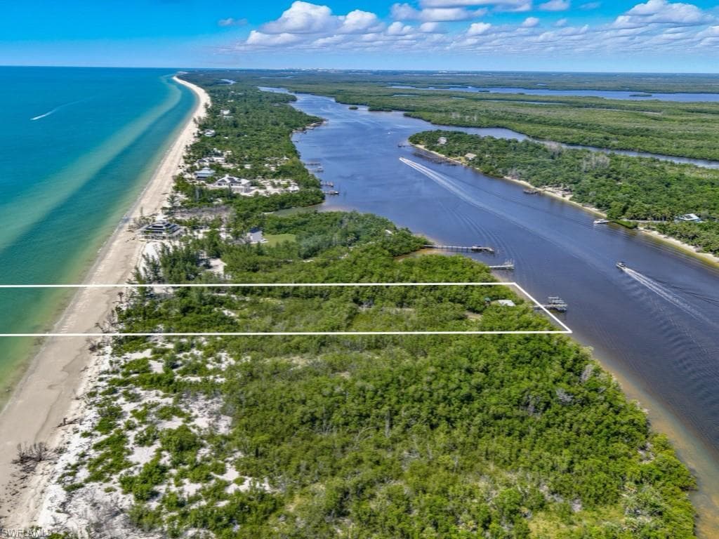 11799 Keewaydin, Naples, FL 34113-3