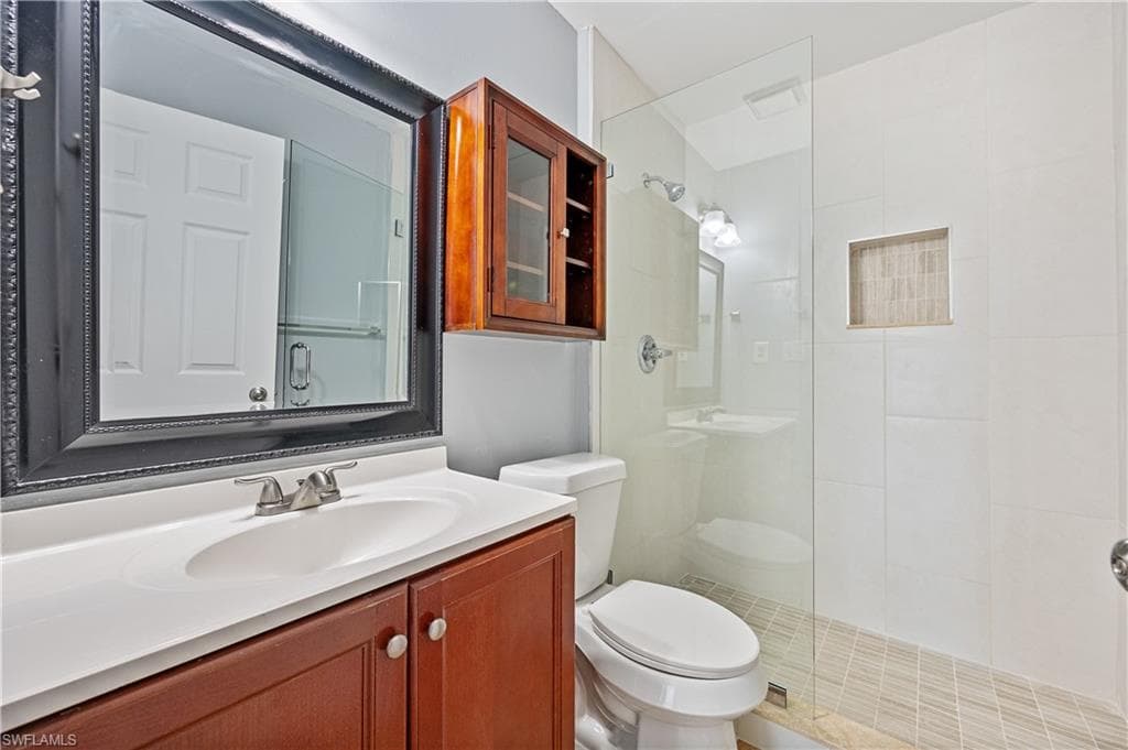 5345 Treetops Dr S102, Naples, FL 34113-18
