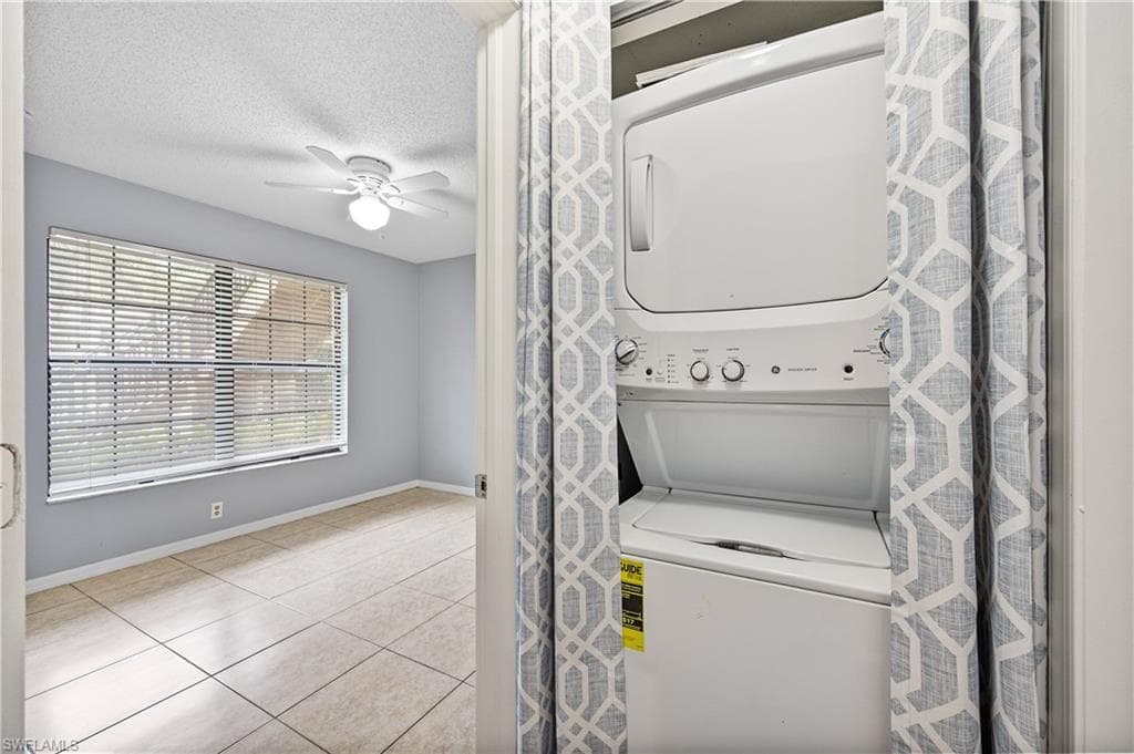 5345 Treetops Dr S102, Naples, FL 34113-20