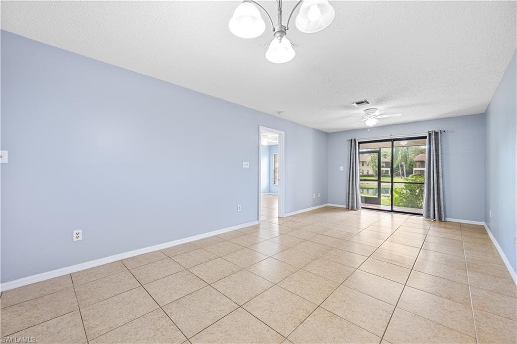 5345 Treetops Dr S102, Naples, FL 34113-3