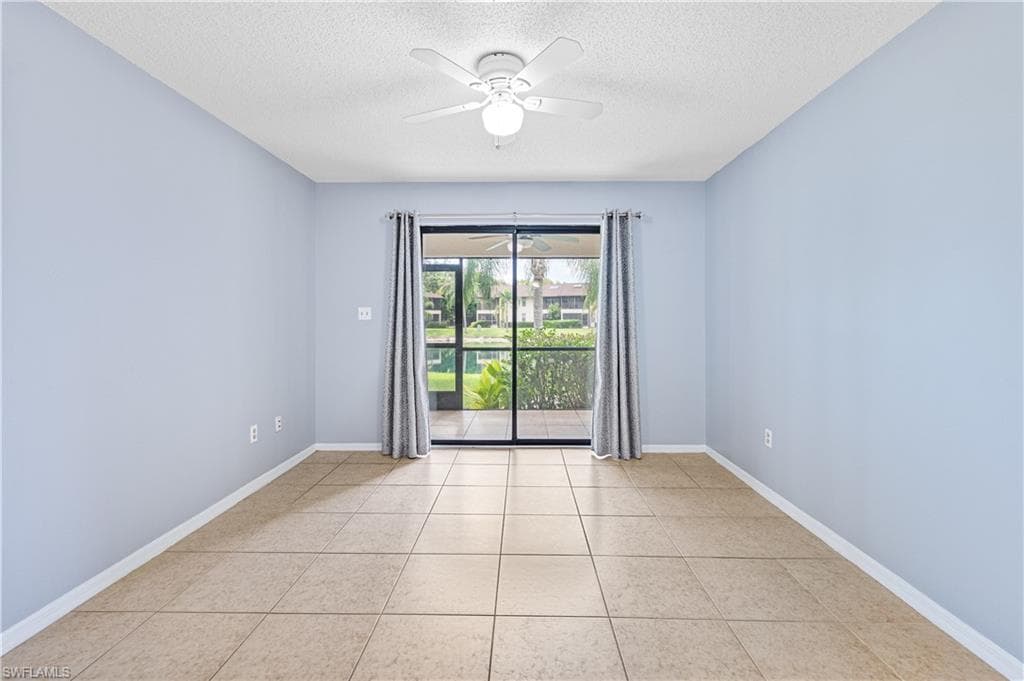 5345 Treetops Dr S102, Naples, FL 34113-4