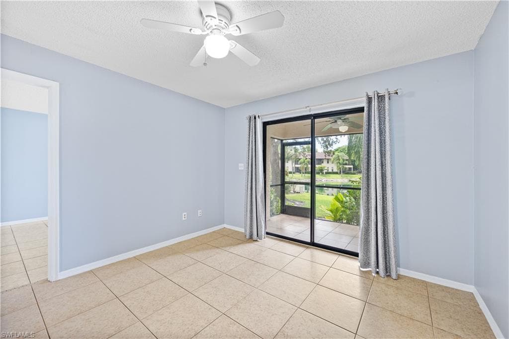 5345 Treetops Dr S102, Naples, FL 34113-5