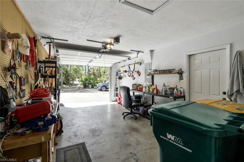 3361 4th Ave SE, Naples, FL 34117-28