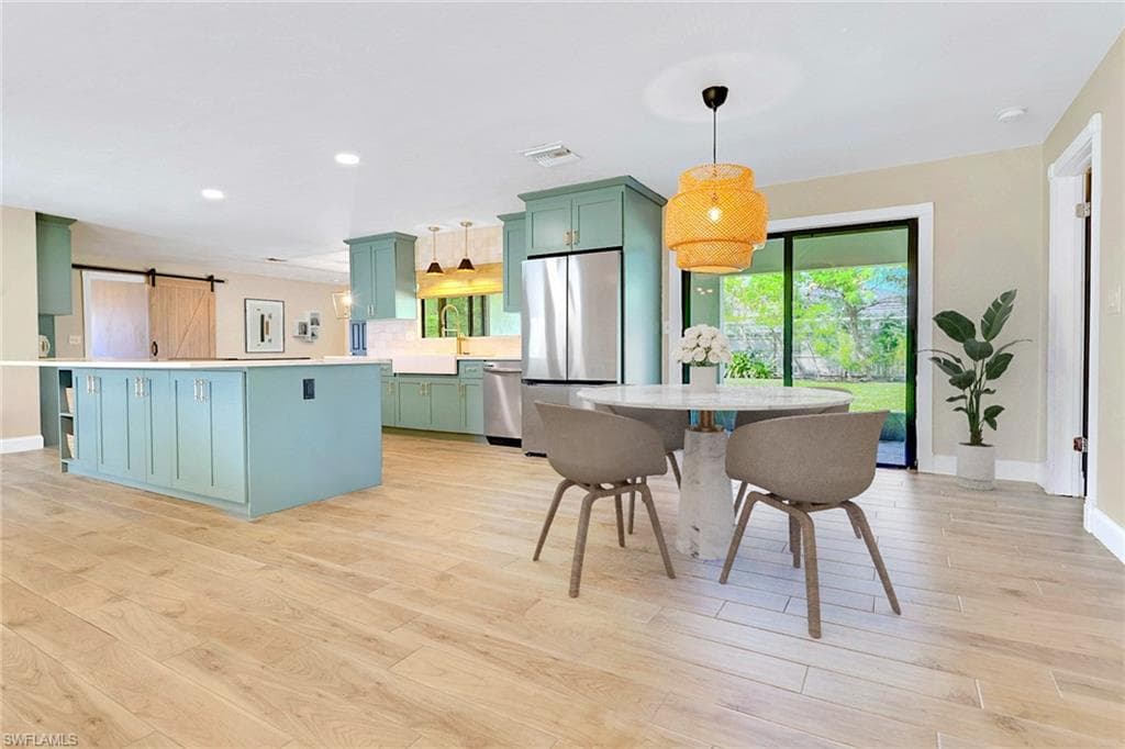 721 56th St, Cape Coral, FL 33914-10