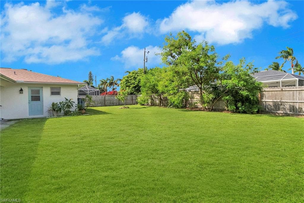 721 56th St, Cape Coral, FL 33914-31