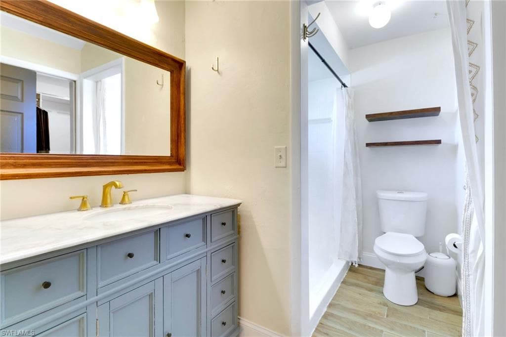 721 56th St, Cape Coral, FL 33914-39