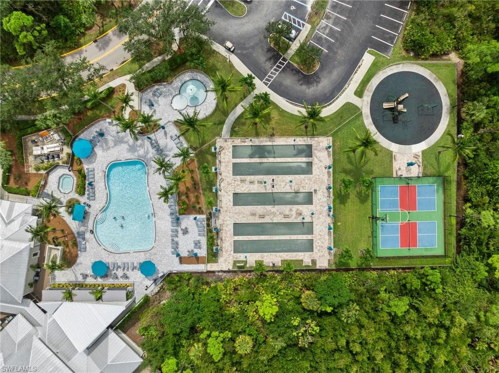 21760 Southern Hills Dr 201, Estero, FL 33928-38