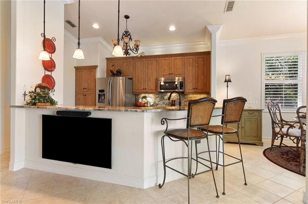 21760 Southern Hills Dr 201, Estero, FL 33928-7