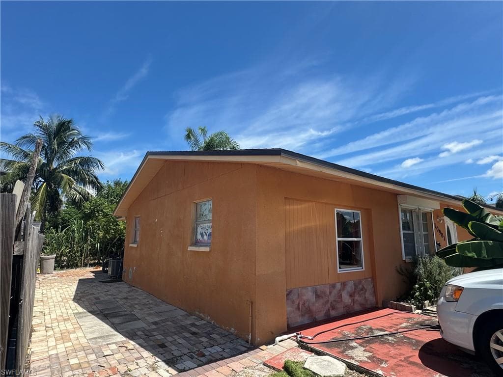 10901 Citrus Dr, Bonita Springs, FL 34135-12