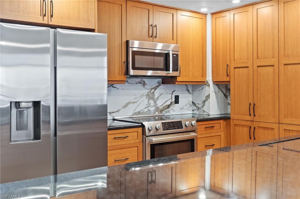 880 Huron Ct 403, Marco Island, FL 34145-3
