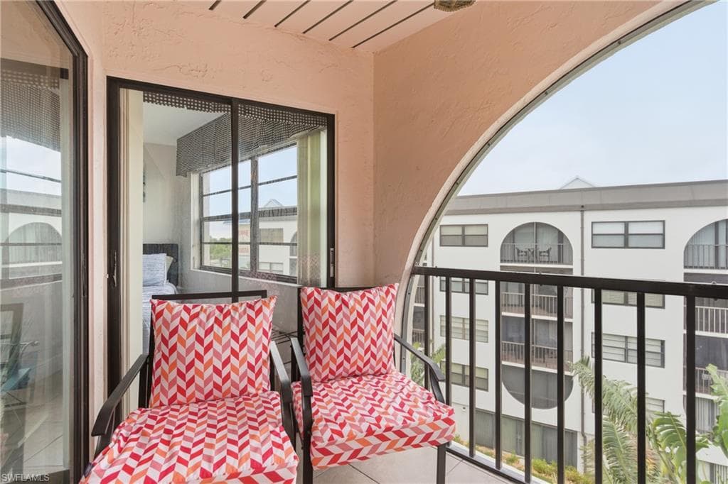1023 Anglers Cv E503, Marco Island, FL 34145-17