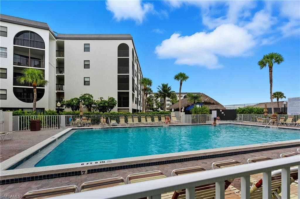 1023 Anglers Cv E503, Marco Island, FL 34145-36