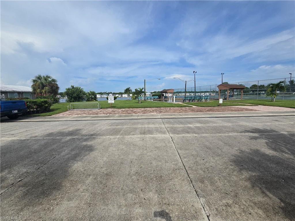 301 Imperial Wilder Blvd, Naples, FL 34114-5