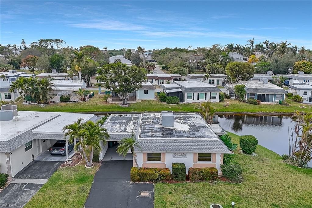 9 Hackney Ln A34, Naples, FL 34112-20