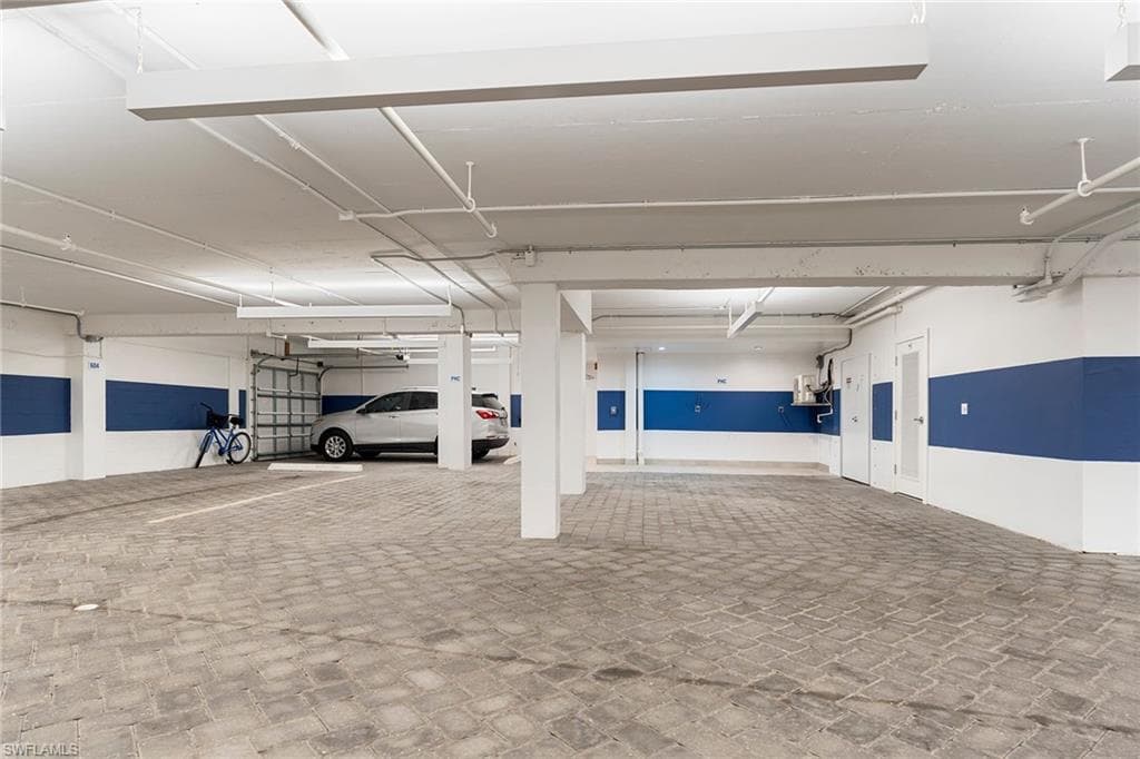 3401 Gulf Shore Blvd N C, Naples, FL 34103-38