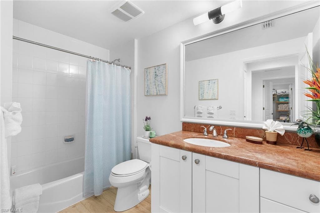 1055 Sandpiper St H-202, Naples, FL 34112-20