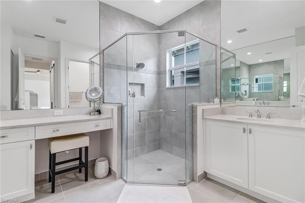 28485 Capraia Dr, Bonita Springs, FL 34135-16