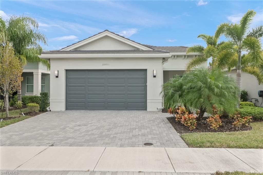 28485 Capraia Dr, Bonita Springs, FL 34135-24