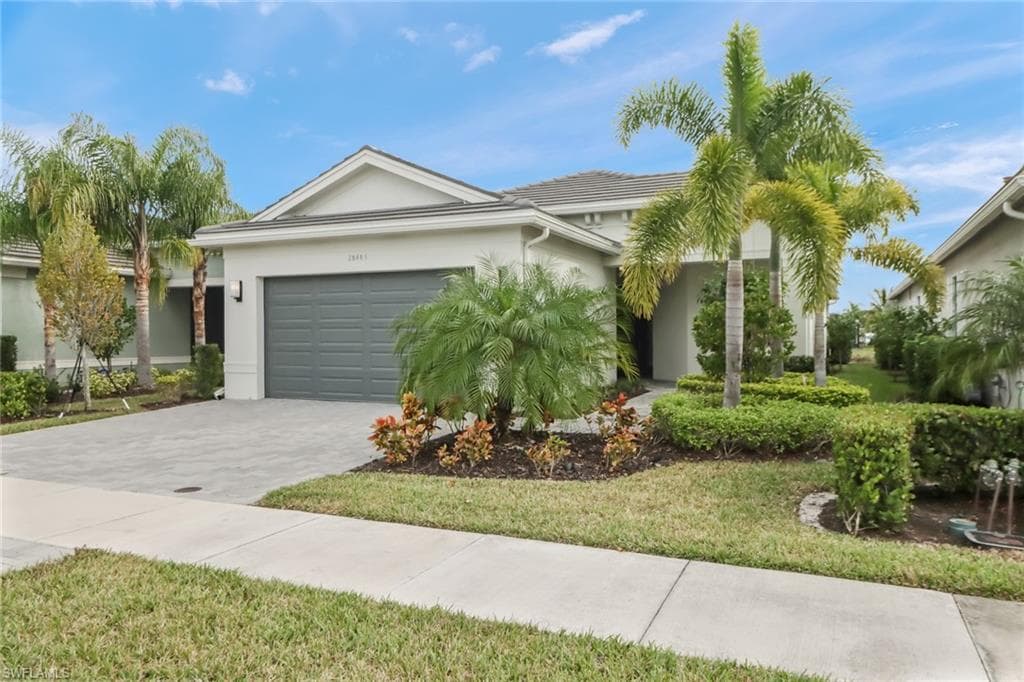 28485 Capraia Dr, Bonita Springs, FL 34135-25