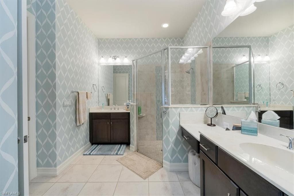 8160 Venetian Pointe Dr, Fort Myers, FL 33908-25