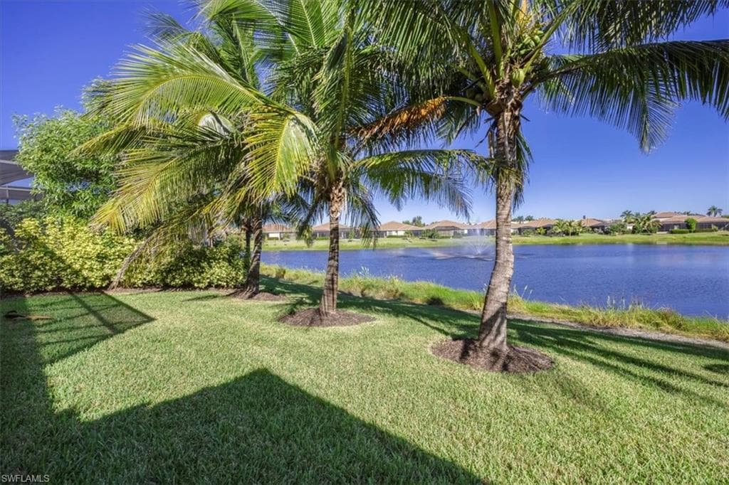8160 Venetian Pointe Dr, Fort Myers, FL 33908-35