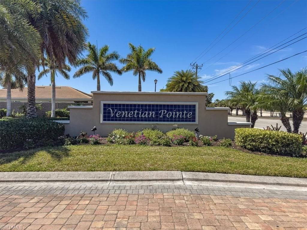 8160 Venetian Pointe Dr, Fort Myers, FL 33908-43