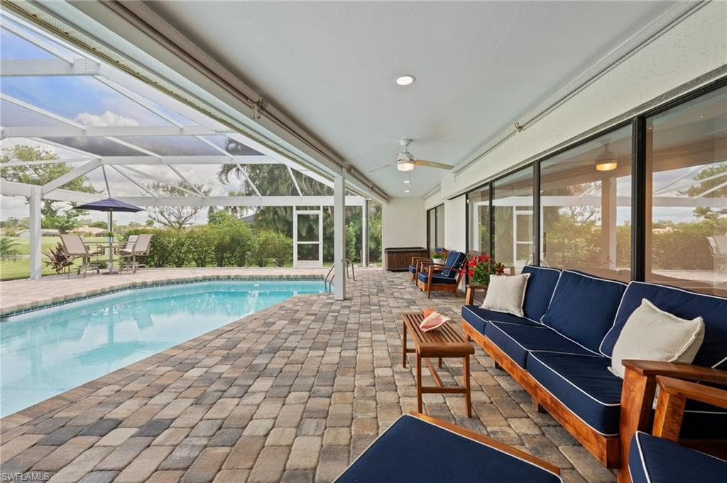 1203 Foxfire Ln, Naples, FL 34104-18