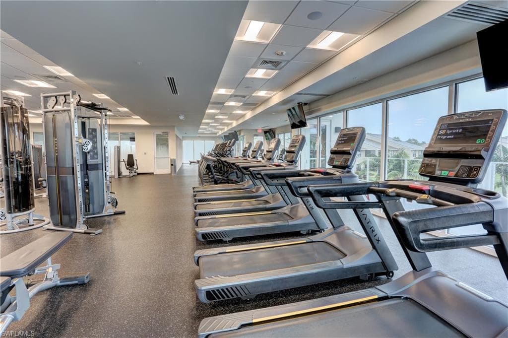 1203 Foxfire Ln, Naples, FL 34104-28