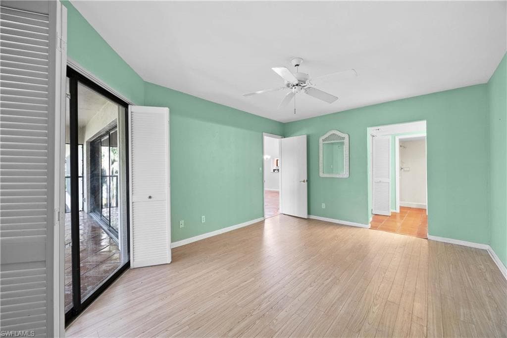 1826 Kings Lake Blvd 203, Naples, FL 34112-21