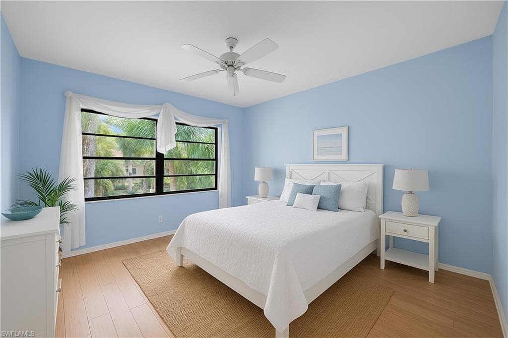 1826 Kings Lake Blvd 203, Naples, FL 34112-4