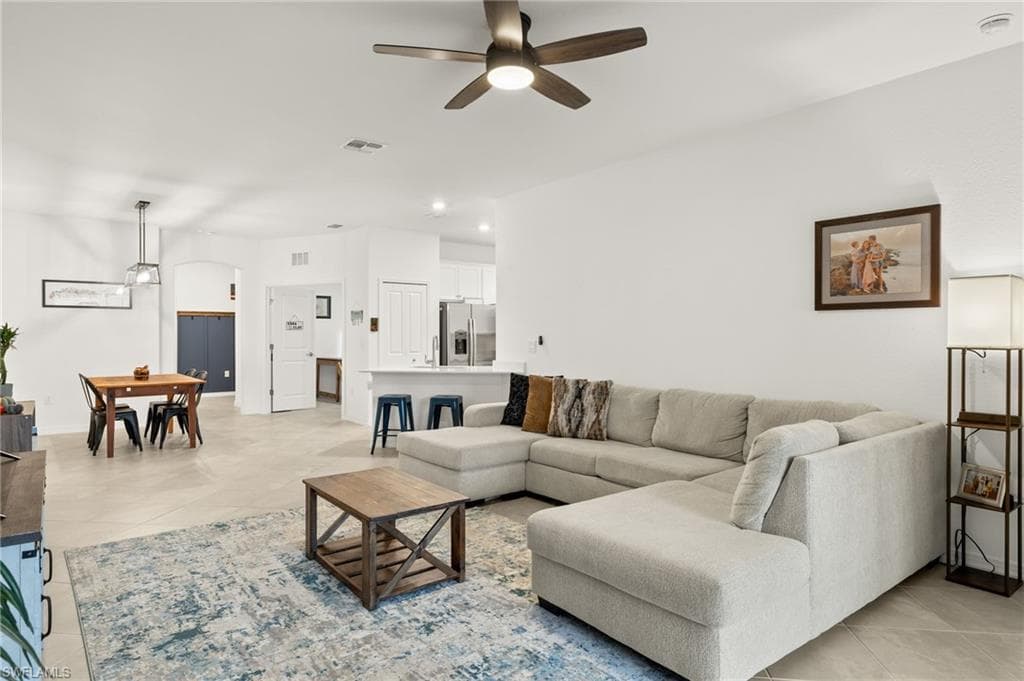 2685 Vine Ave, Naples, FL 34120-6