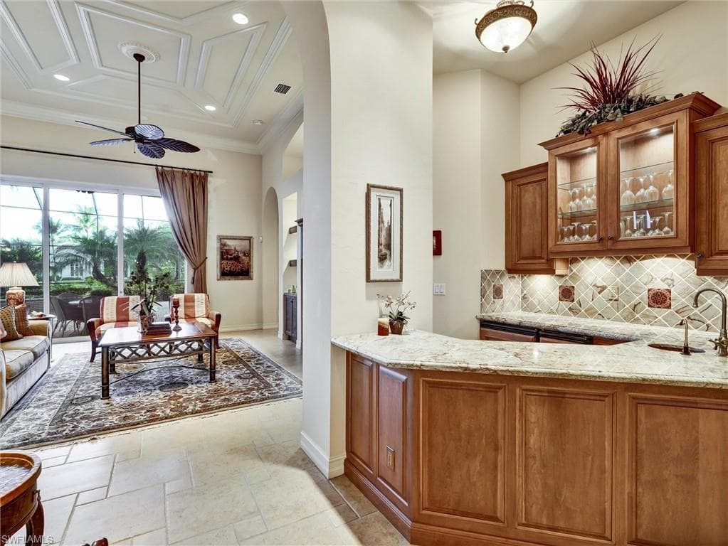 9113 Terrabella Ct, Naples, FL 34109-15