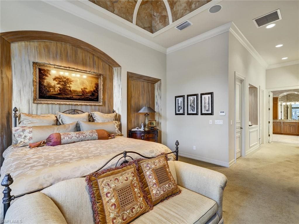 9113 Terrabella Ct, Naples, FL 34109-27