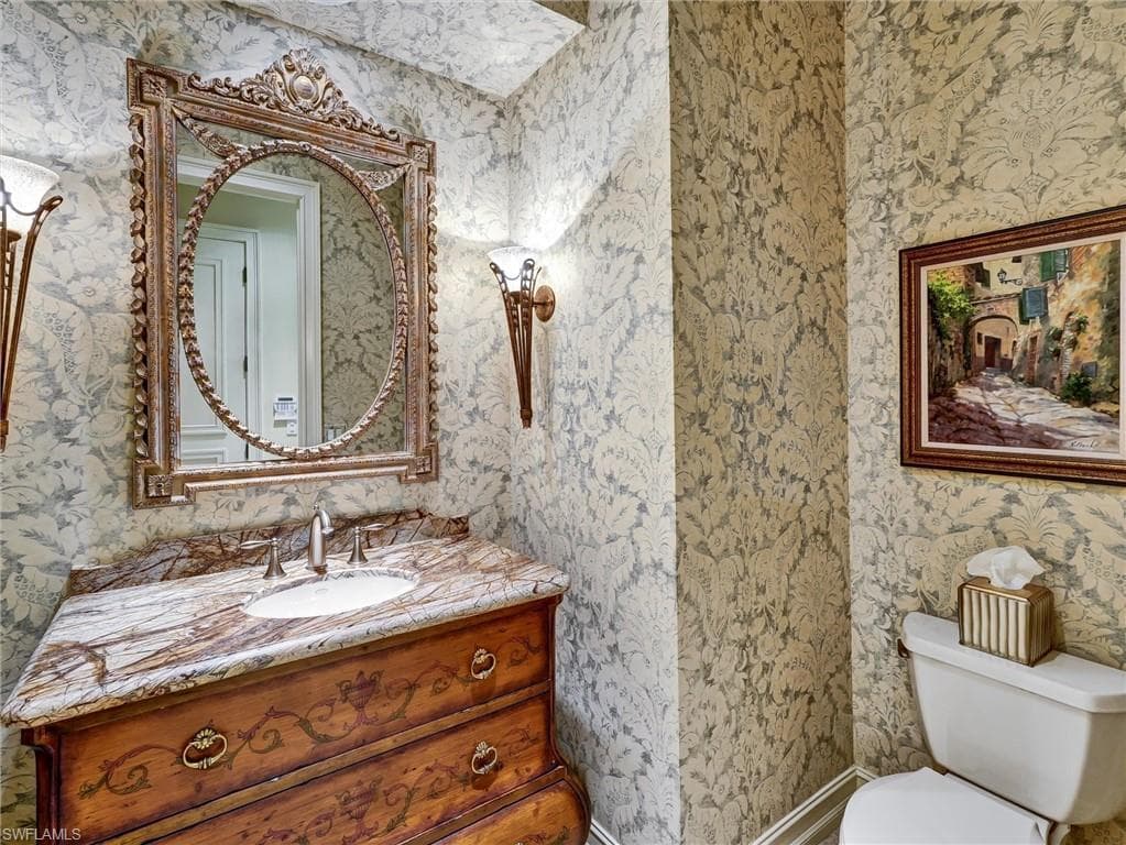 9113 Terrabella Ct, Naples, FL 34109-37