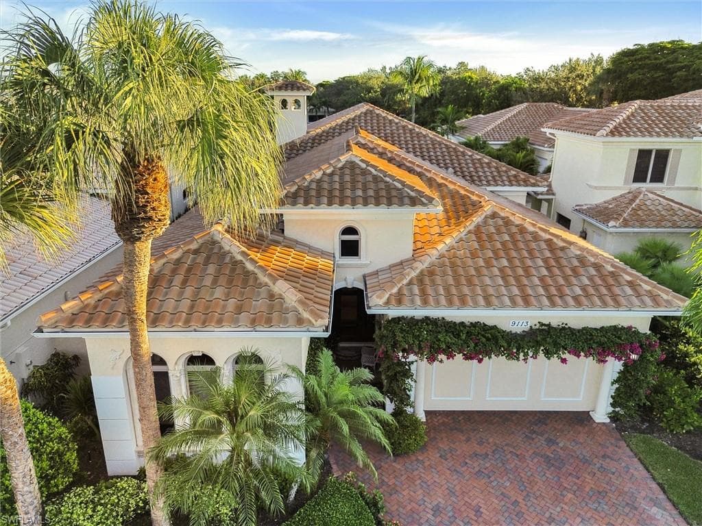 9113 Terrabella Ct, Naples, FL 34109-2