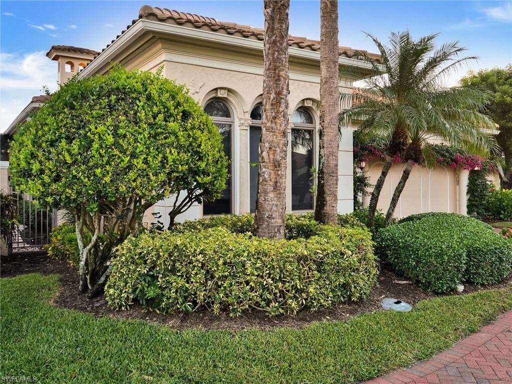 9113 Terrabella Ct, Naples, FL 34109-4