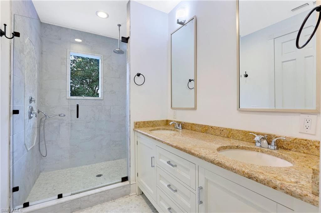 11420/11422 Dean St, Bonita Springs, FL 34135-14