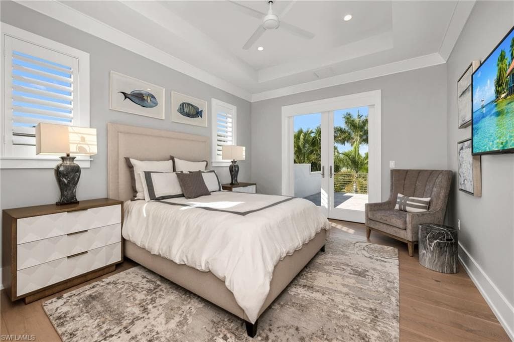 1667 Vinland Way, Naples, FL 34105-23