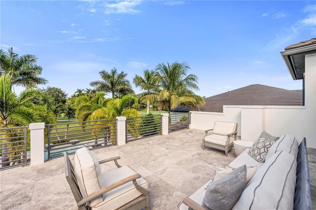1667 Vinland Way, Naples, FL 34105-31