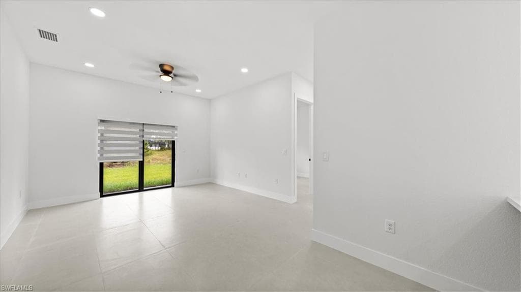 925 Winters St E, Lehigh Acres, FL 33974-14