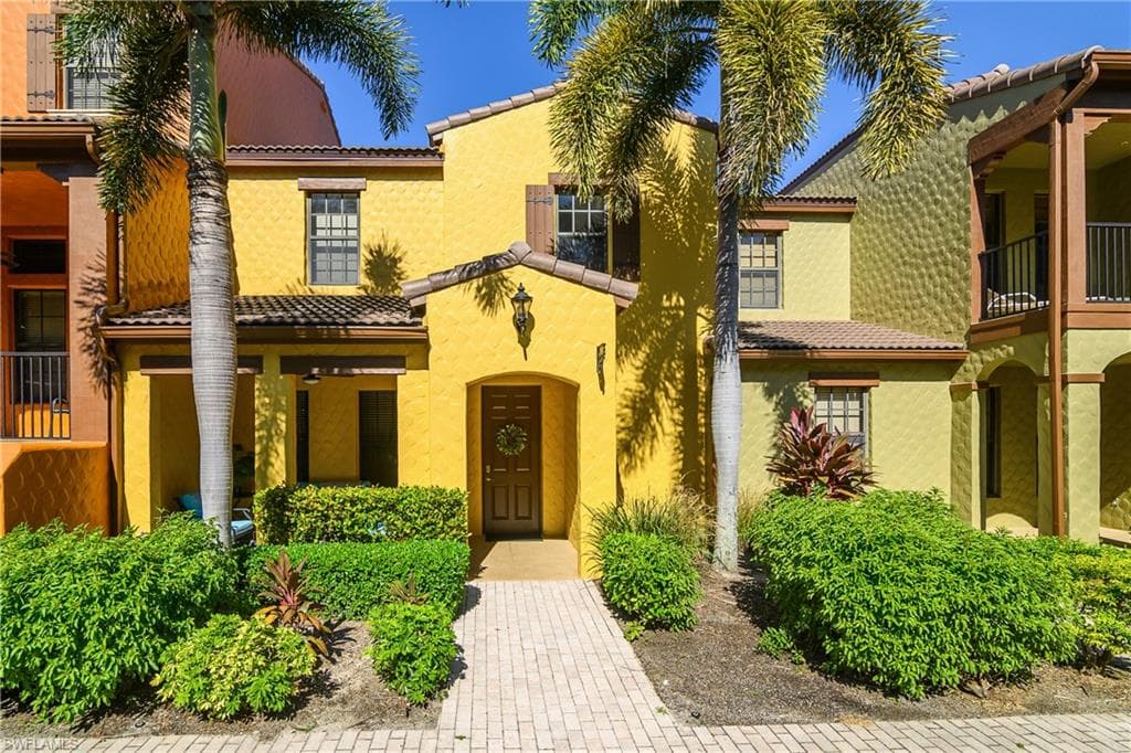 9107 Capistrano St S 7806, Naples, FL 34113-25