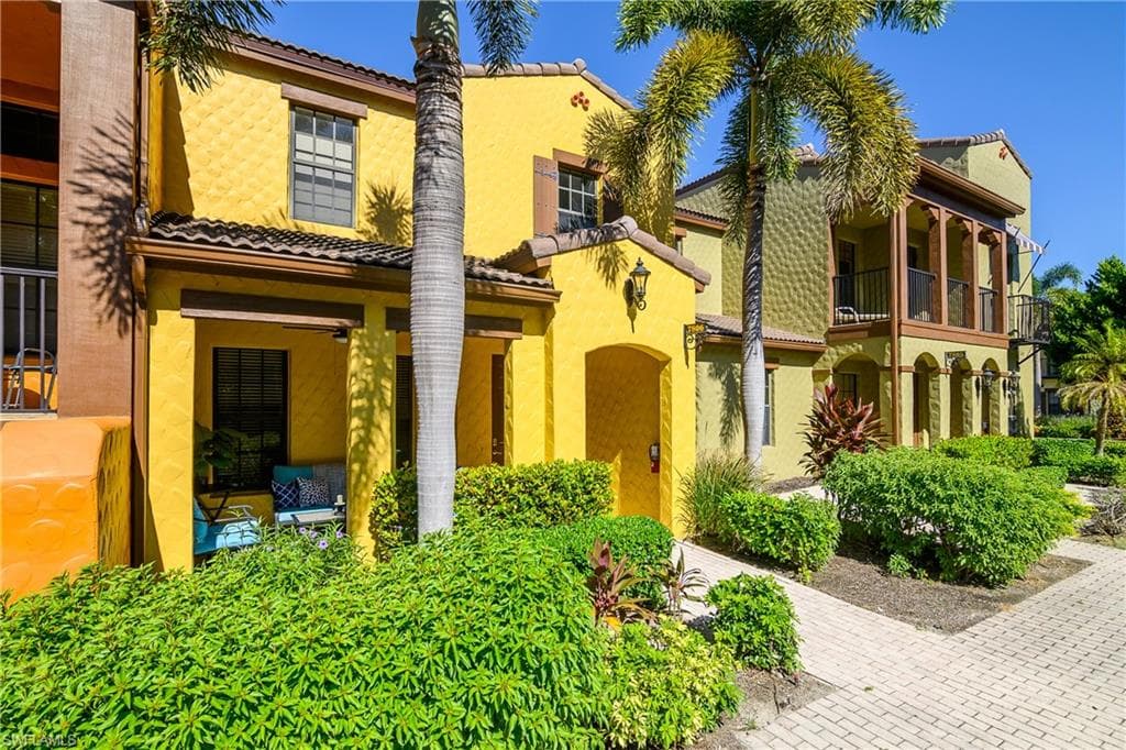 9107 Capistrano St S 7806, Naples, FL 34113-1