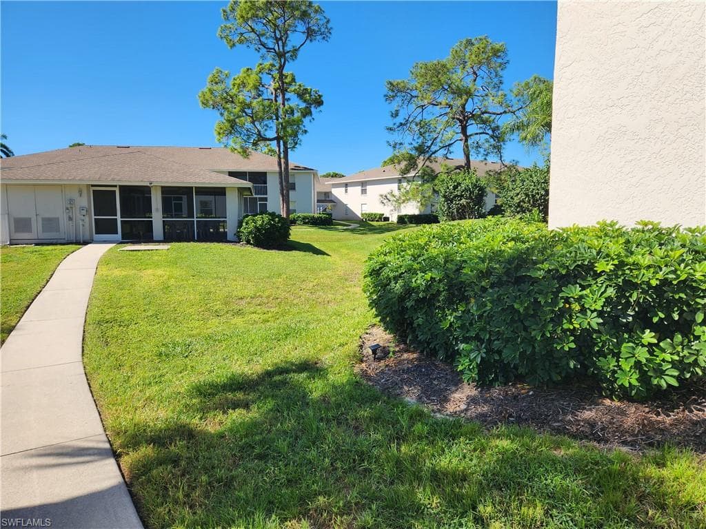 1462 Churchill Cir T204, Naples, FL 34116-9