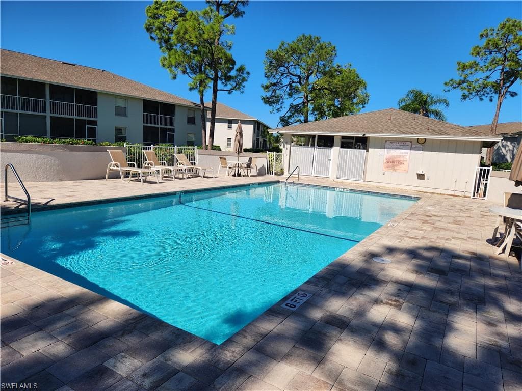 1462 Churchill Cir T204, Naples, FL 34116-1