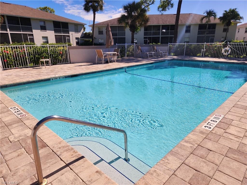 1462 Churchill Cir T204, Naples, FL 34116-2