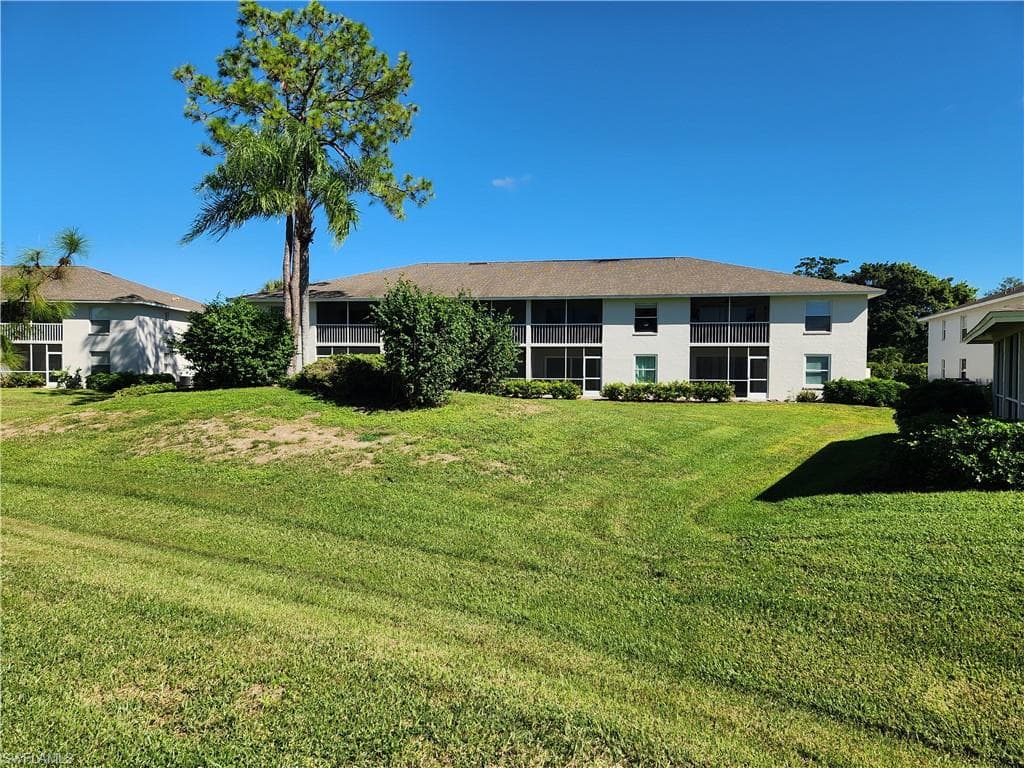 1462 Churchill Cir T204, Naples, FL 34116-4