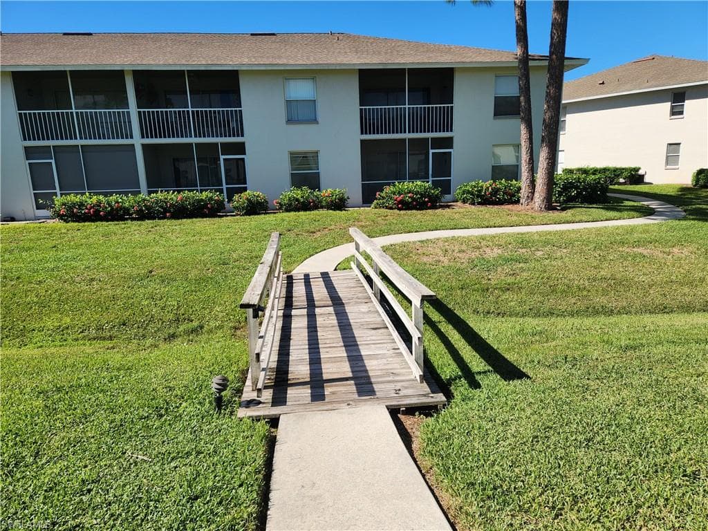 1462 Churchill Cir T204, Naples, FL 34116-7