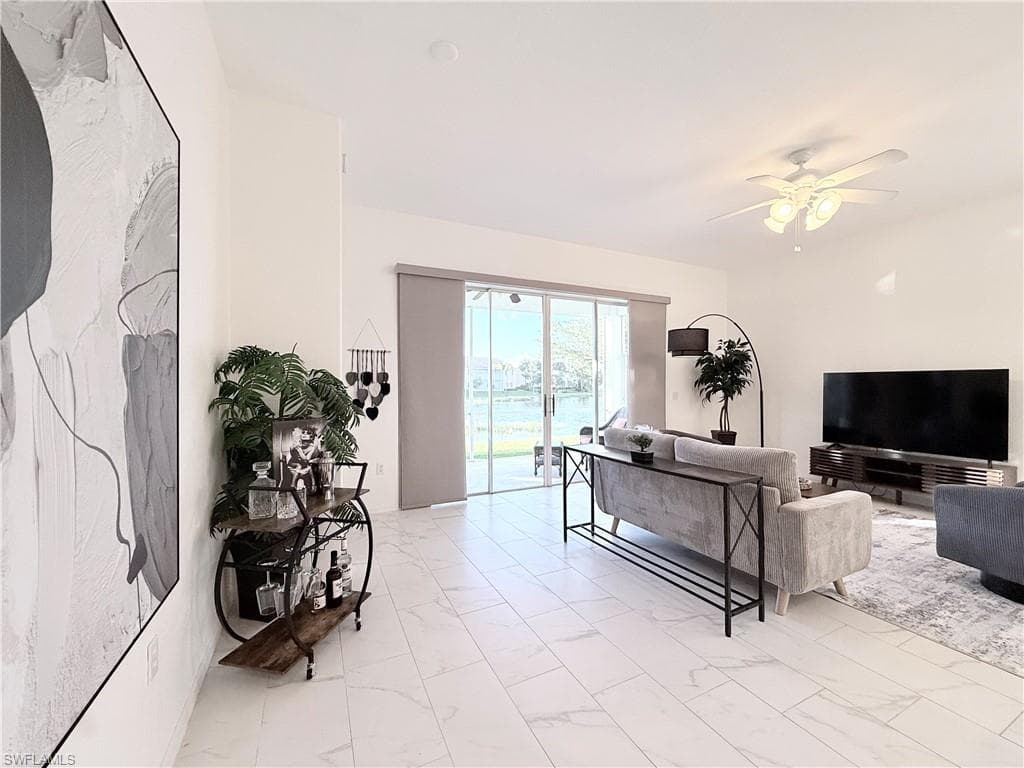 6817 Sterling Greens Dr 8, Naples, FL 34104-11