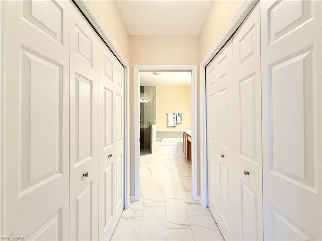 6817 Sterling Greens Dr 8, Naples, FL 34104-15