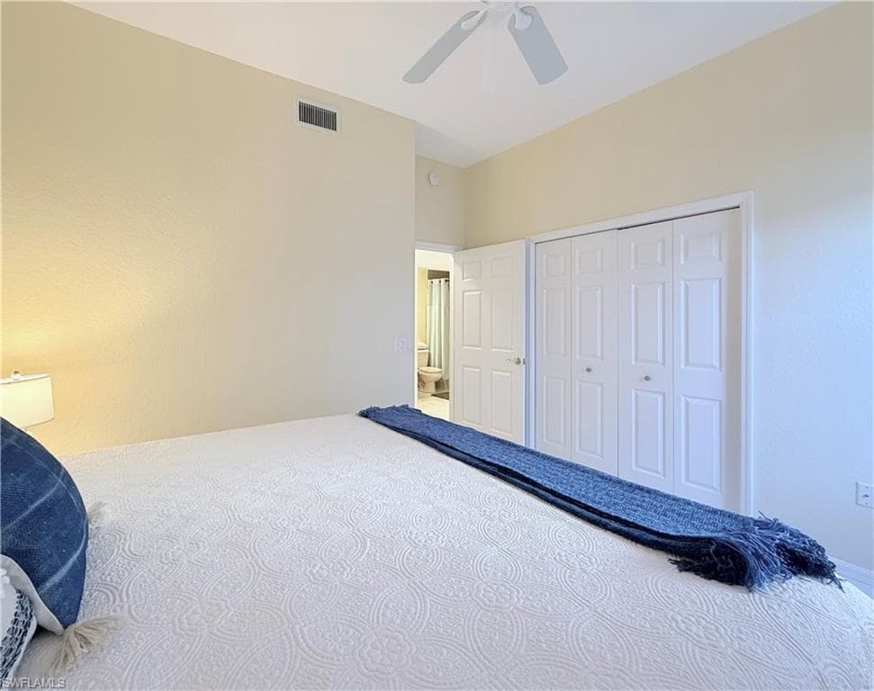 6817 Sterling Greens Dr 8, Naples, FL 34104-22